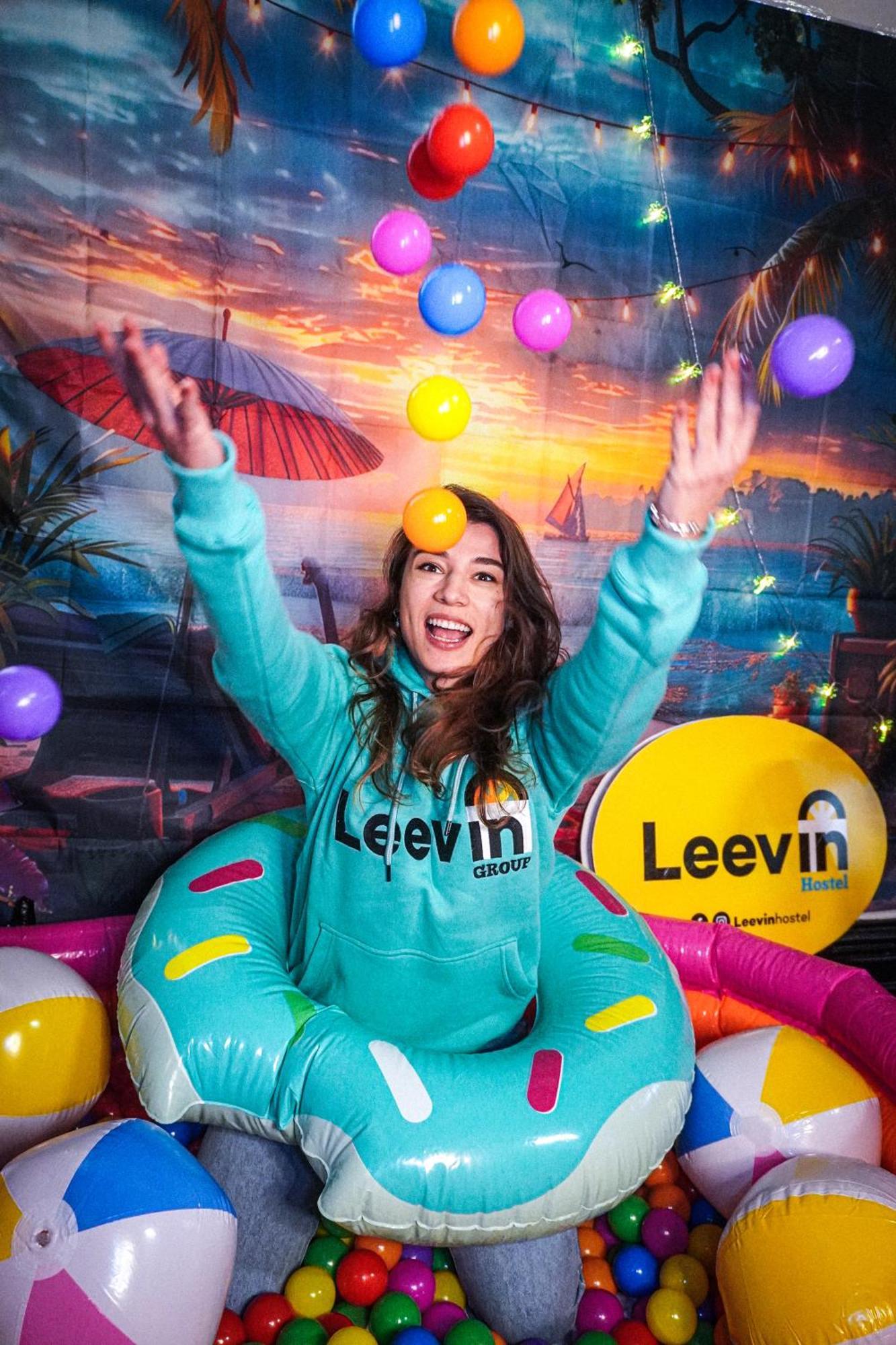 Leevin Hostel George Dublin Bagian luar foto