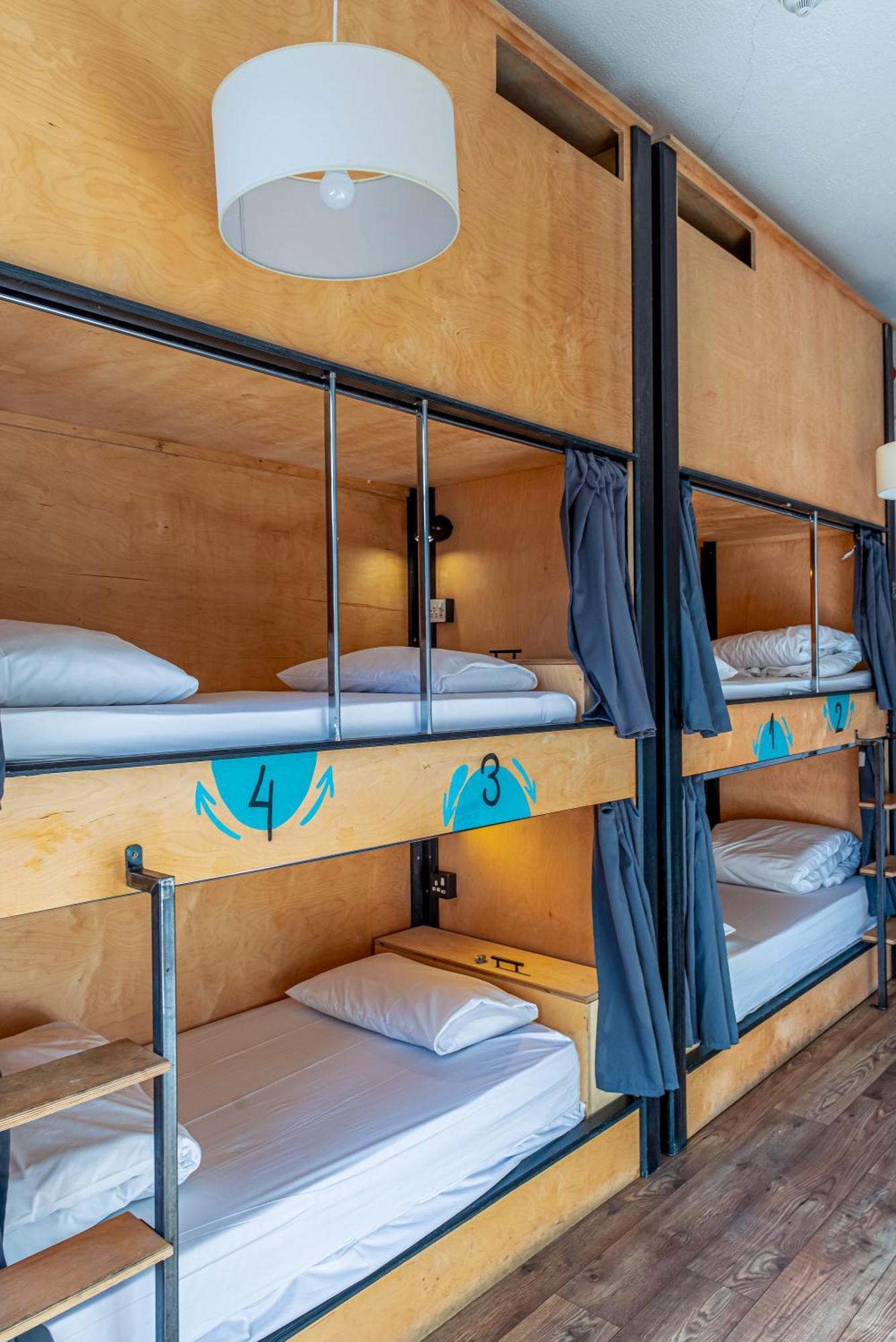 Leevin Hostel George Dublin Bagian luar foto